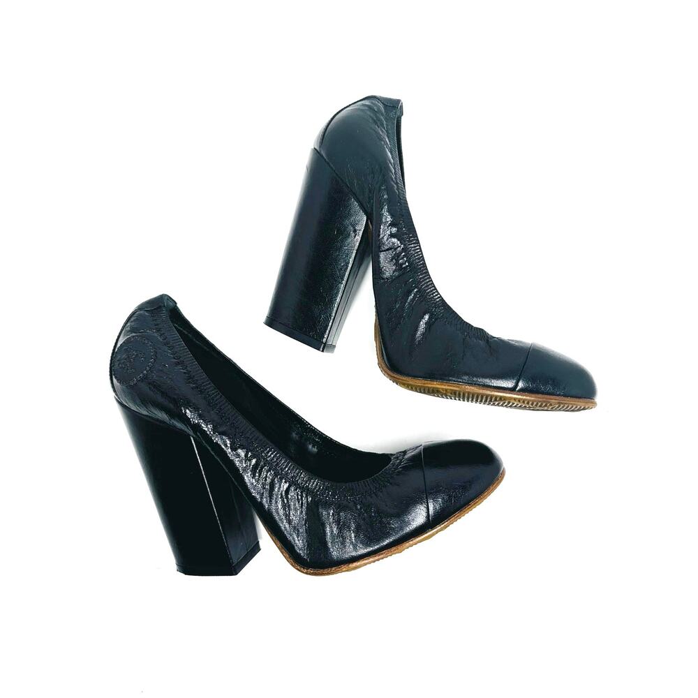 Chanel Black CC Logo Stretch Leather Block Heel Pumps Size EU 38 - Picture 3 of 10